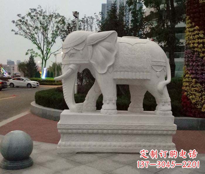 泰安高贵优雅的汉白玉大象雕塑