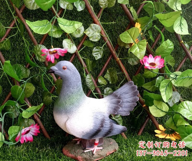 泰安铁饰和平,艺术和爱的和平鸽雕塑