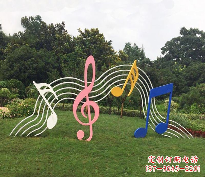 泰安领雕塑:外观精美的不锈钢音符雕塑