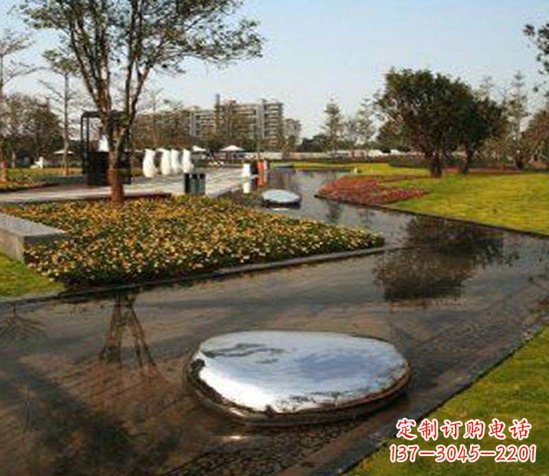 泰安花园不锈钢水滴景观雕塑