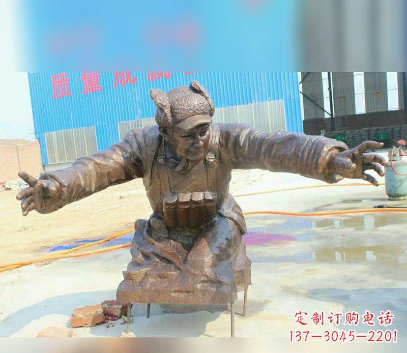 泰安黄继光校园英雄铜雕:传承伟大精神