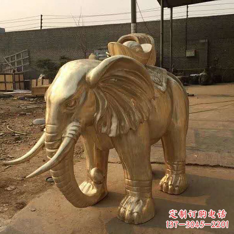 泰安为人民带来精美的黄铜大象雕塑
