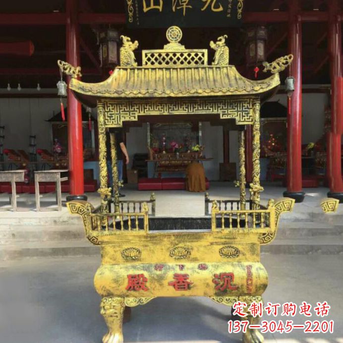 泰安艺术之美,黄铜香炉雕塑