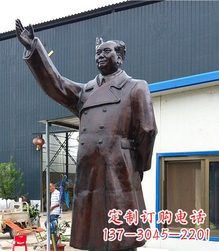 泰安铸造精美的挥手毛主席铜雕像