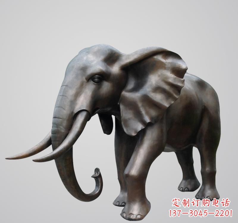 泰安神秘古典,欣赏大象雕塑