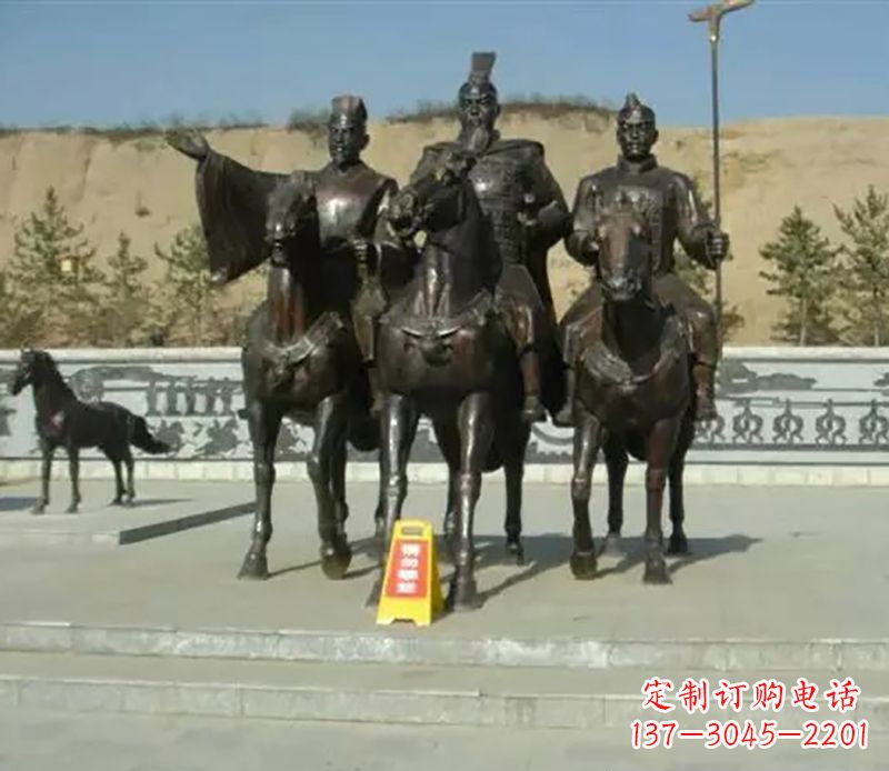 泰安中领雕塑:骑马广场铜雕作品