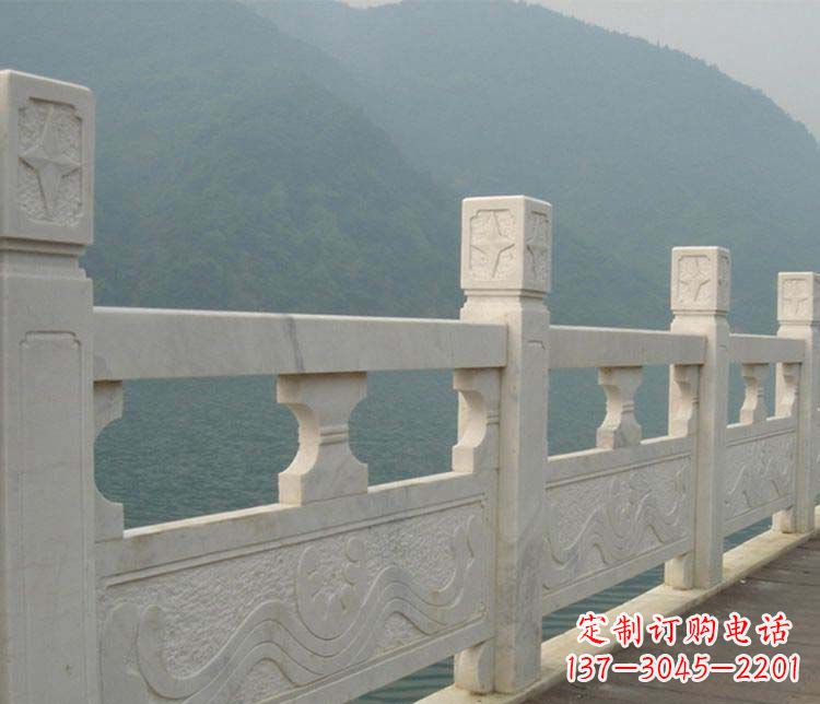 泰安中领雕塑:景区大理石栏板石雕