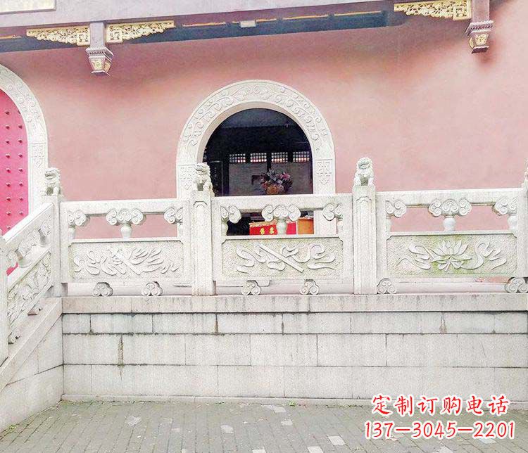 泰安中领雕塑：大理石栏板雕塑