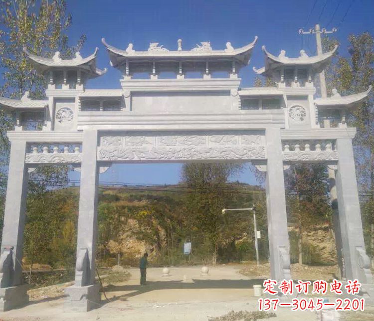 泰安景区三门仿古石牌坊石雕