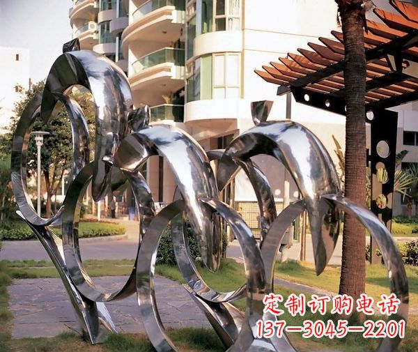 泰安脱颖而出的不锈钢骑自行车人物雕塑