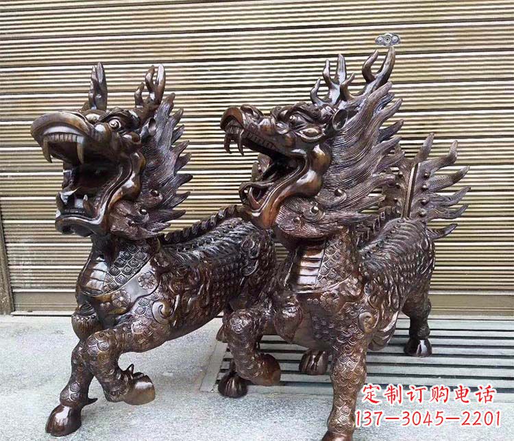 泰安中领雕塑:专业定制酒店门口招财麒麟铜雕