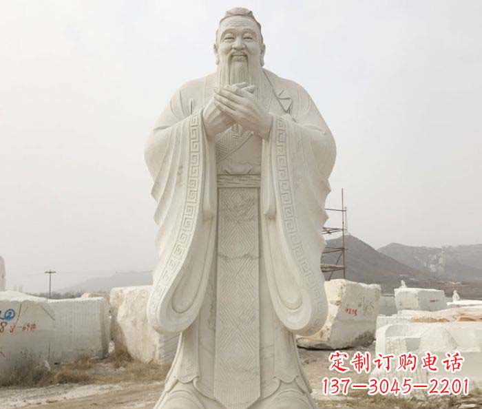 泰安以孔子崇高形象设计独一无二的雕塑