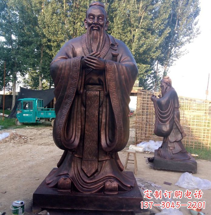 泰安具有传奇色彩的孔子雕塑