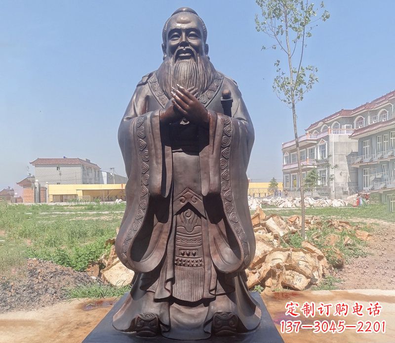 泰安拥有历史传承的孔子铜雕