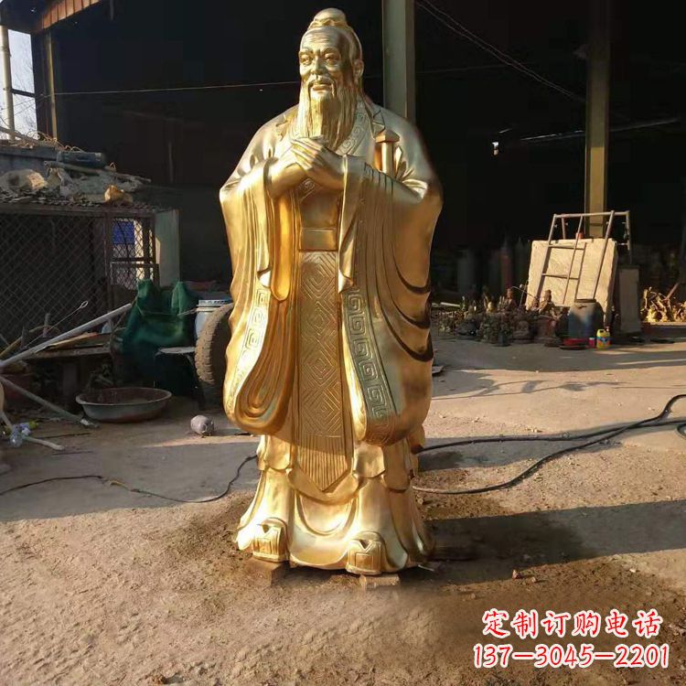 泰安以孔子为精髓的青铜雕塑