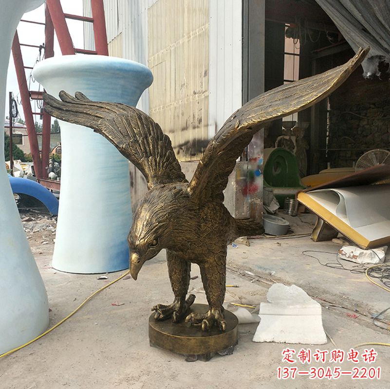 泰安老鹰铜雕