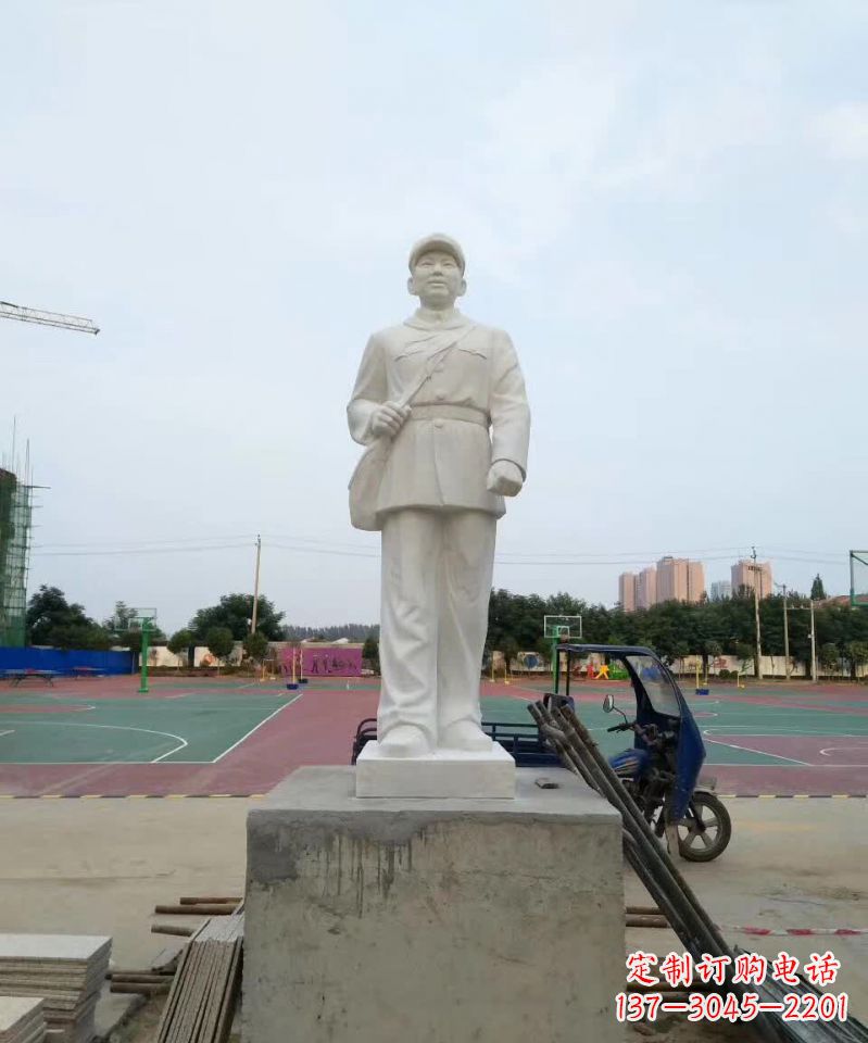 泰安精美雷锋石雕,纪念伟大的民族英雄