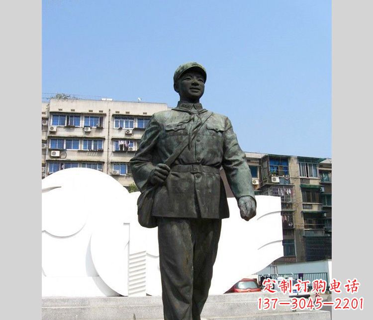 泰安定制雷锋雕塑,体现英雄精神