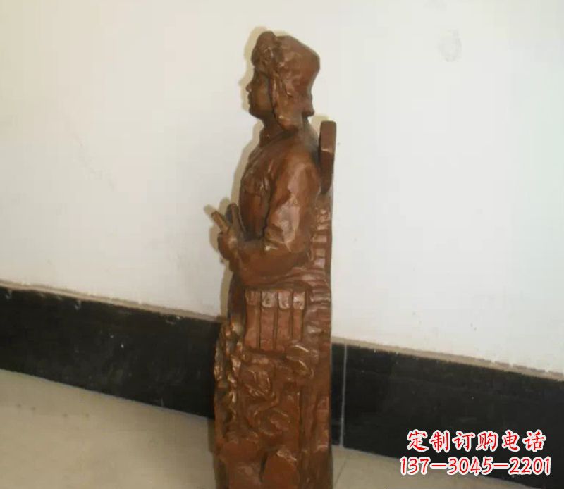 泰安精致纪念——雷锋铜雕