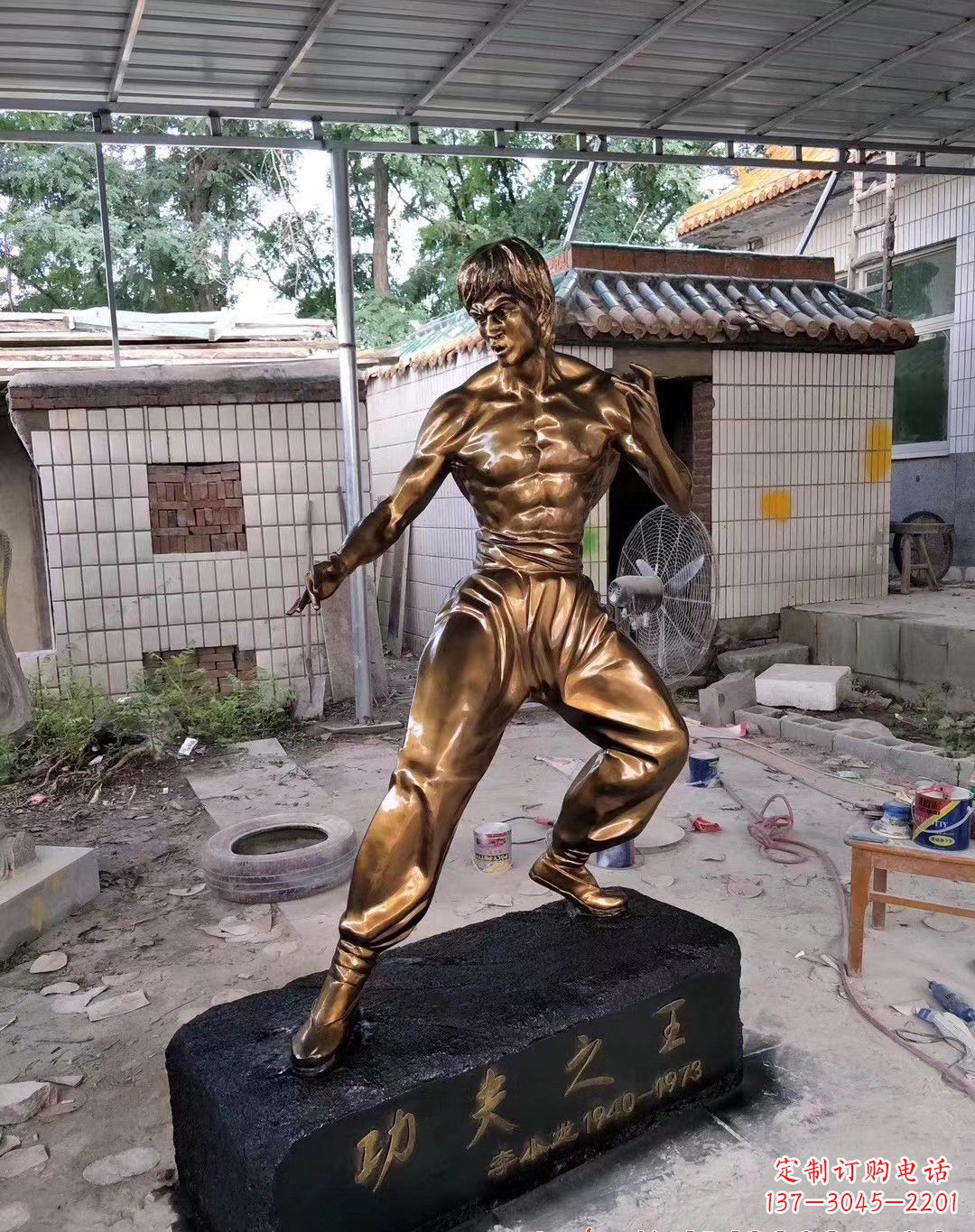 泰安传承经典,荣耀李小龙——中领雕塑李小龙人物铜雕