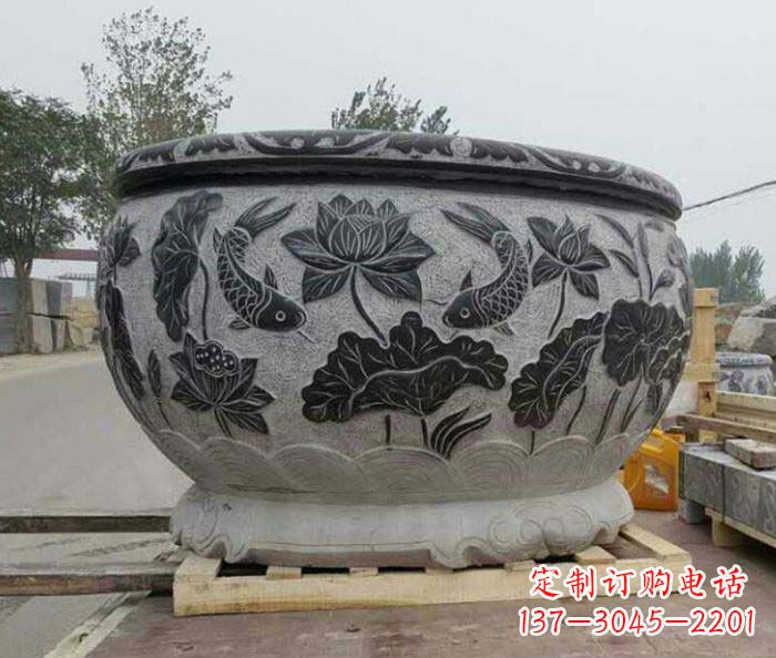 泰安中领雕塑出品,精致仿古圆水缸雕塑