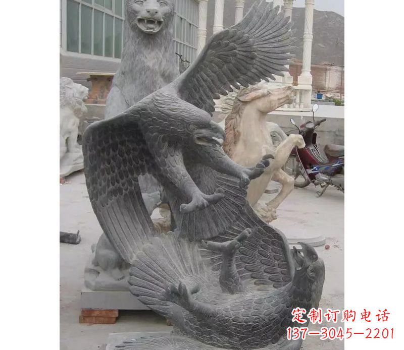 泰安两只老鹰石雕