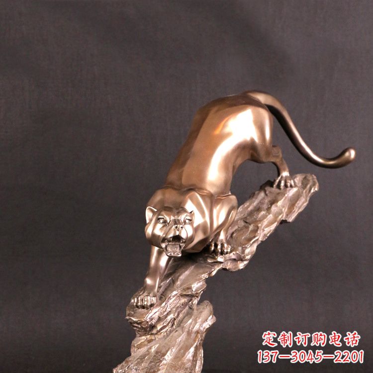 泰安猎豹玻璃钢雕塑——高级定制精美雕塑