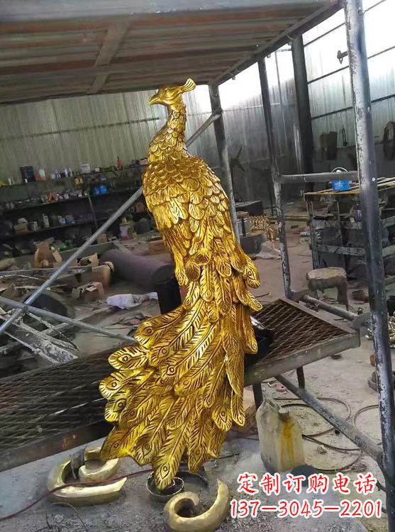 泰安精工制作的鎏金凤凰雕塑