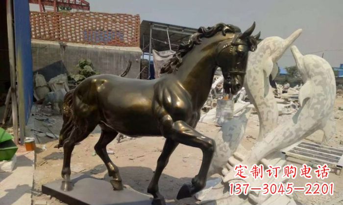 泰安马玻璃钢仿铜动物雕塑
