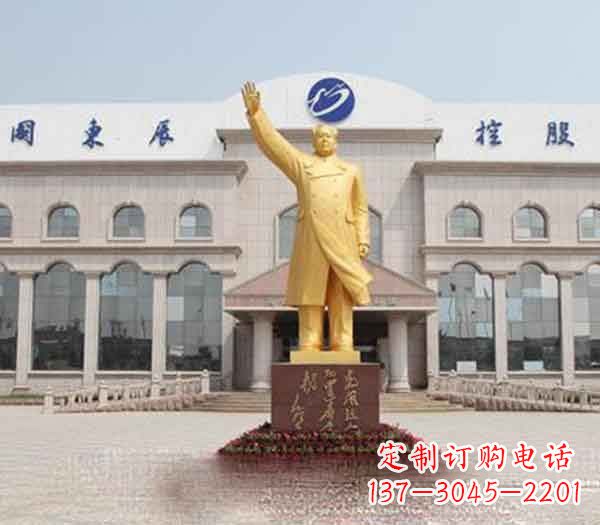 泰安毛泽东铜雕222