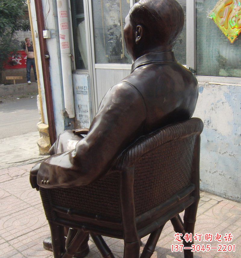 泰安伟大领袖铜雕塑,缅怀毛主席伟大的一生