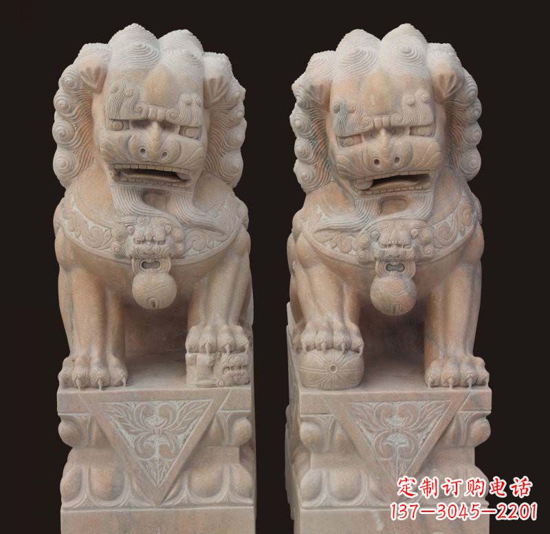 泰安门口传统石狮子雕塑