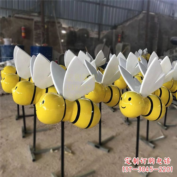 泰安动感蜜蜂雕塑,营造精致的都市公园