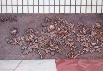 泰安精美绝伦的牡丹铜浮雕