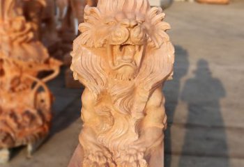 泰安象征力量的汇丰狮子红石雕