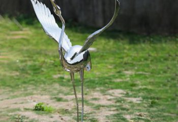 泰安高端定制丹顶鹤展翅不锈钢雕塑