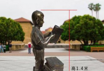 泰安铜雕少年，看书的小男孩雕塑