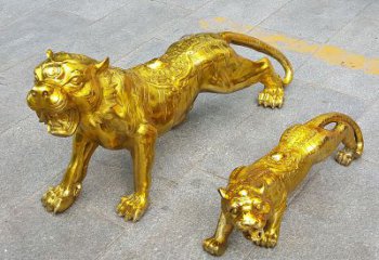 泰安鎏金老虎，铜雕工艺精美