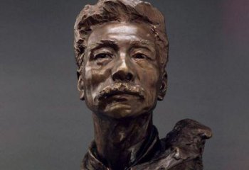 泰安鲁迅校园名人铜雕，展现鲁迅文学精神