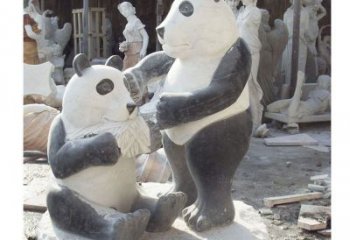 泰安母子熊猫石雕，传达真挚的亲情