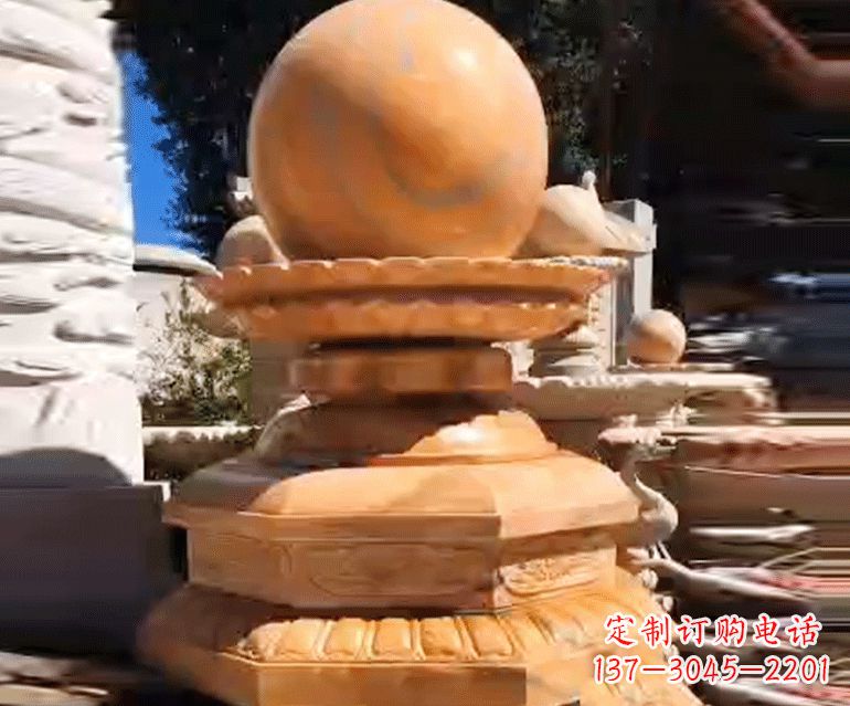 泰安喷泉里的石材雕塑