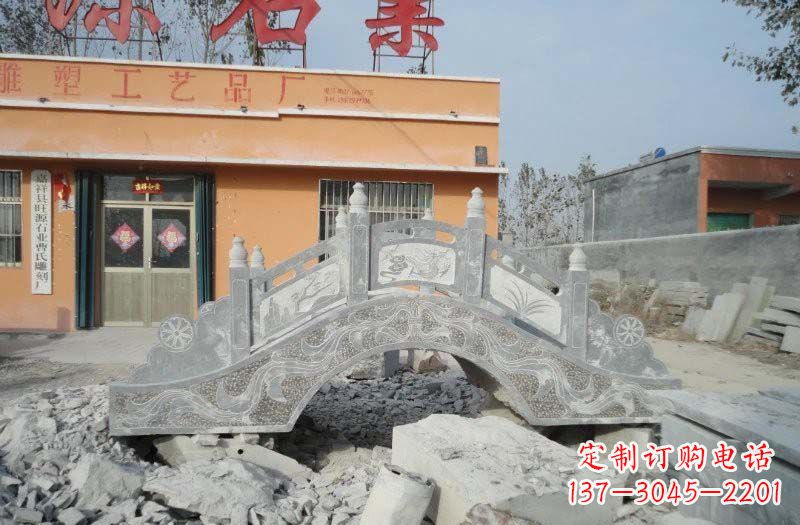 泰安青石仿古拱桥雕塑,令领雕塑为您打造