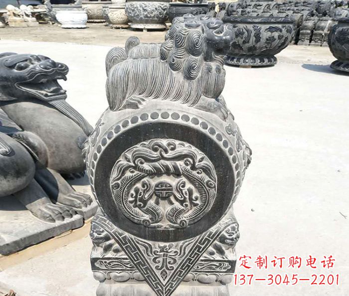 泰安精美的青石仿古狮子门墩石雕
