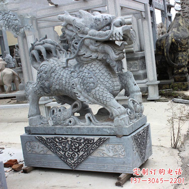 泰安色彩缤纷的青石仿古石雕麒麟