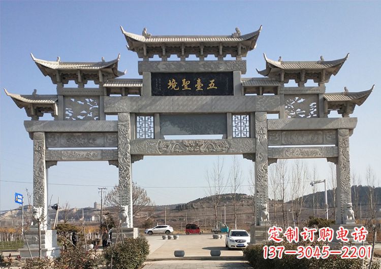 泰安青石牌坊雕刻