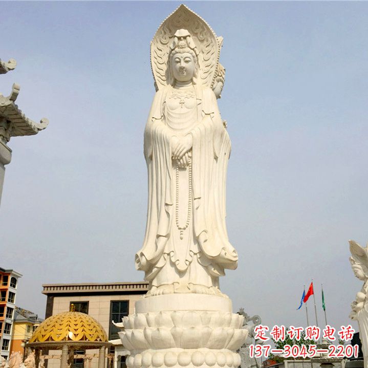 泰安中领雕塑:观音三面佛像雕塑