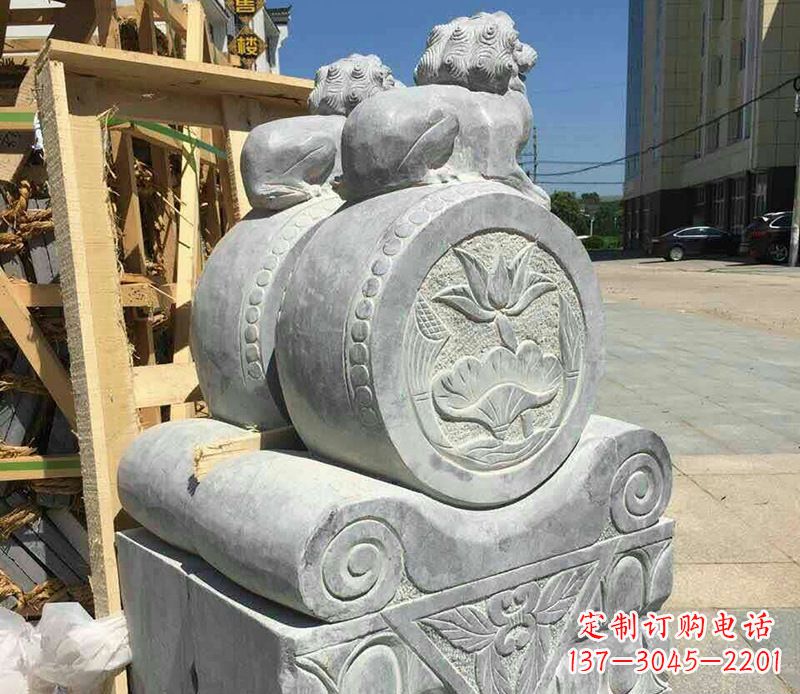 泰安中领雕塑:仿古石门墩石雕艺术品