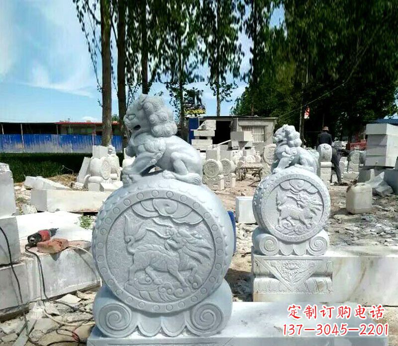泰安狮子抱鼓石招财门墩石雕,铸就心愿
