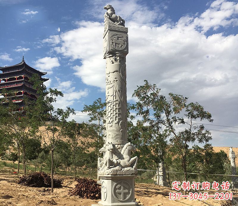 泰安十二生肖午马柱石雕,深刻铭刻你的特殊瞬间