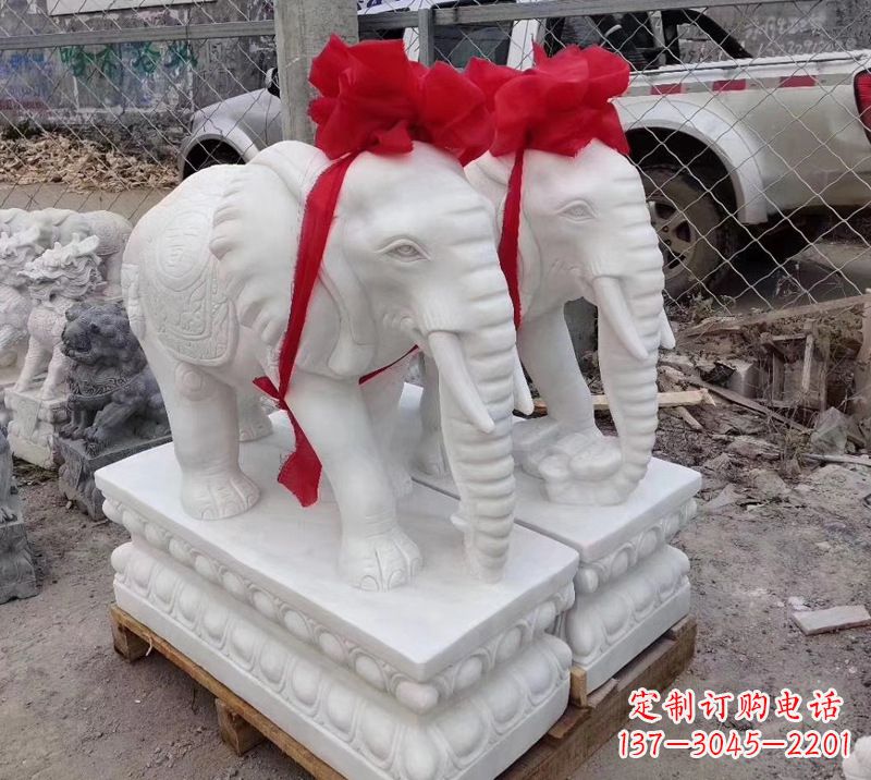 泰安元宝驾驭的大象雕塑艺术